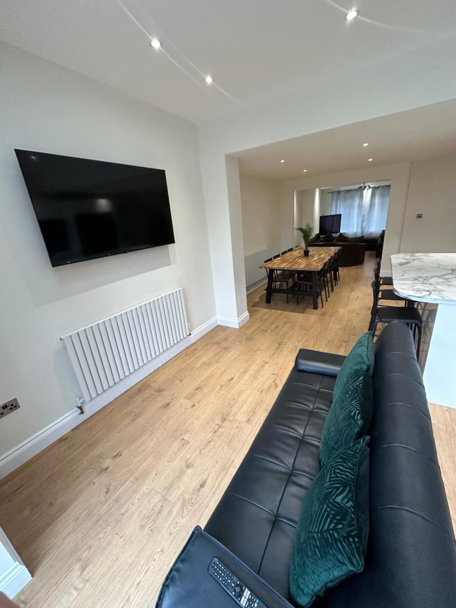 5 Bedroom House In Orpington Extérieur photo