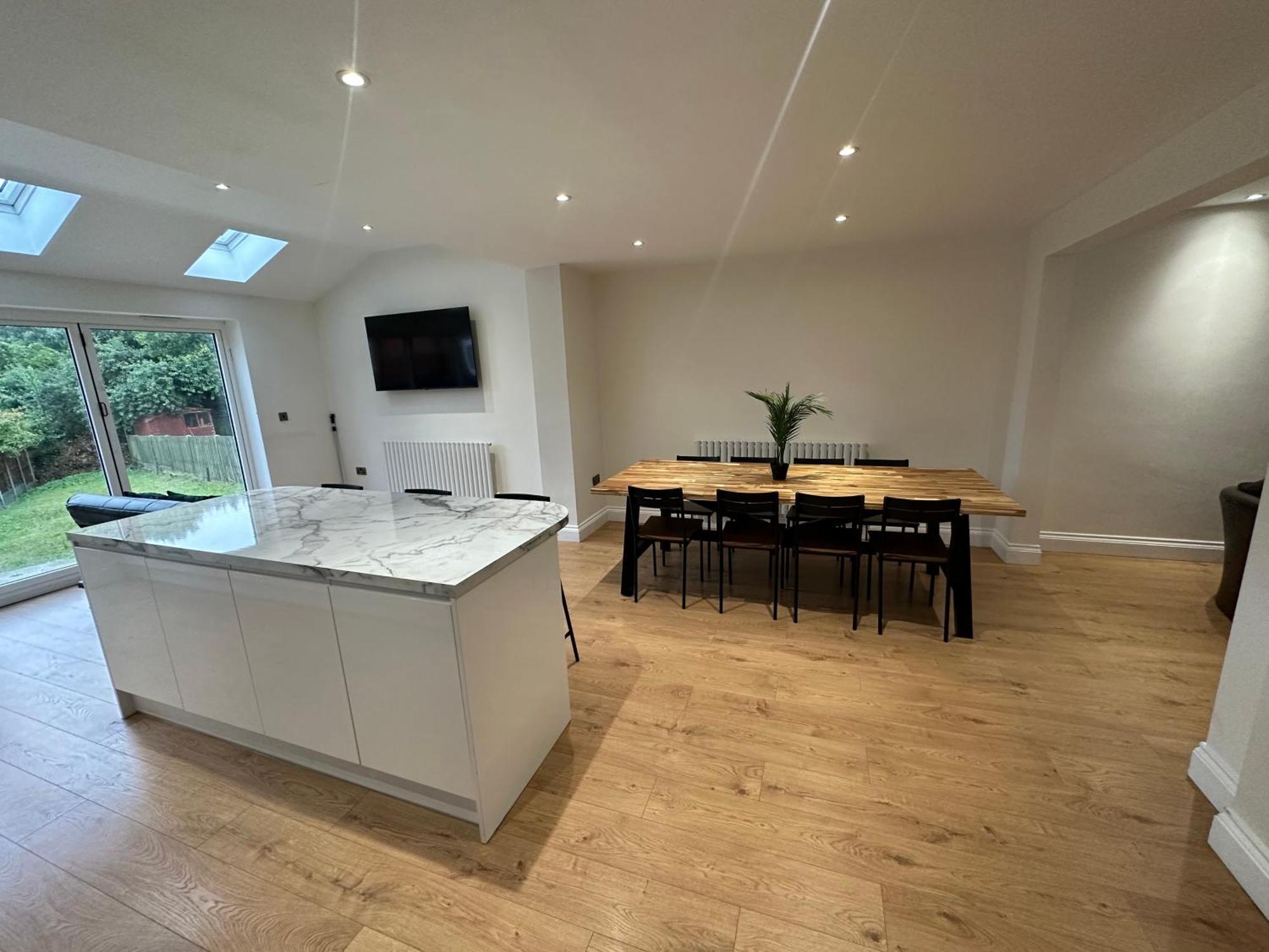 5 Bedroom House In Orpington Extérieur photo