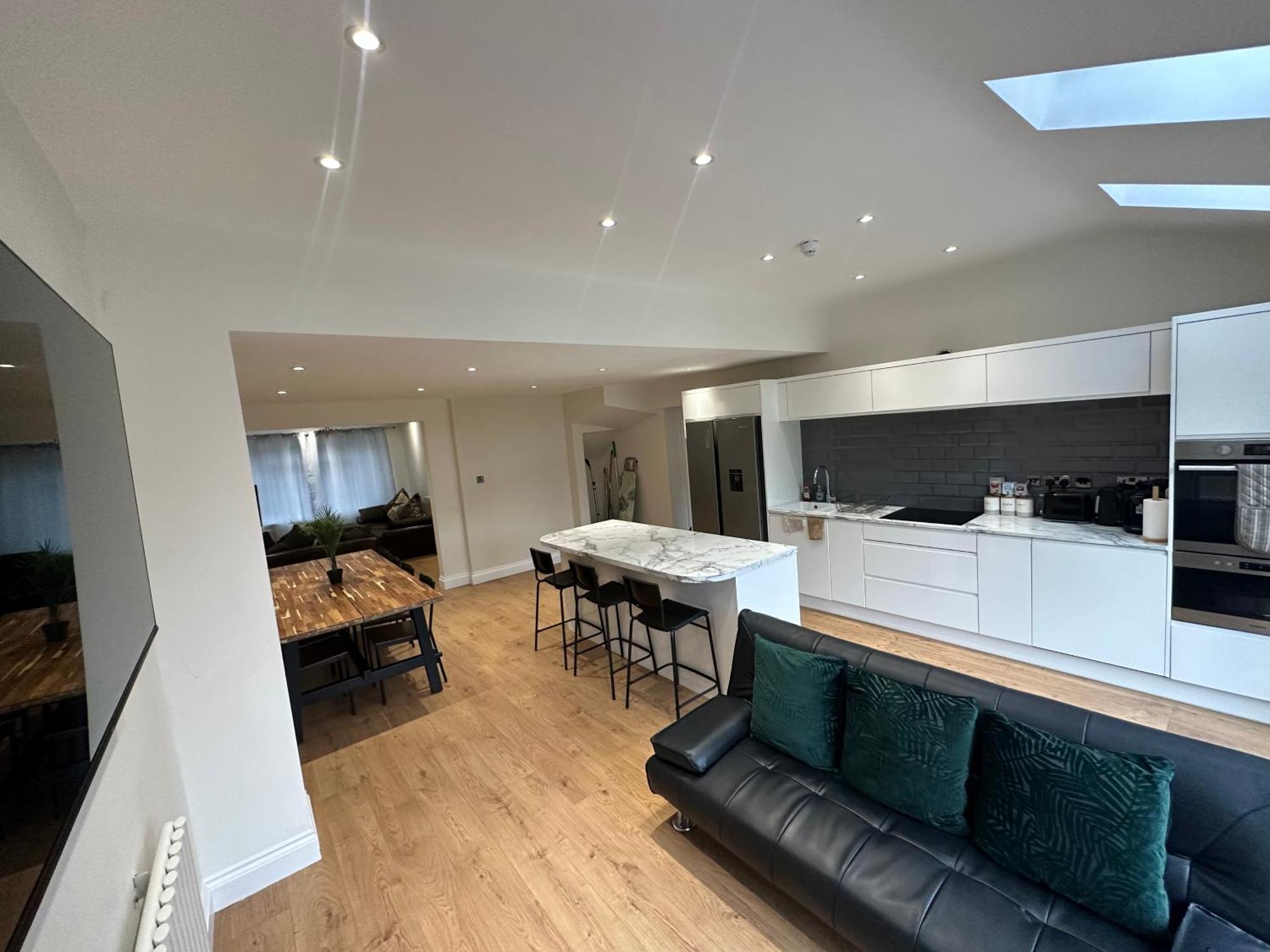 5 Bedroom House In Orpington Extérieur photo